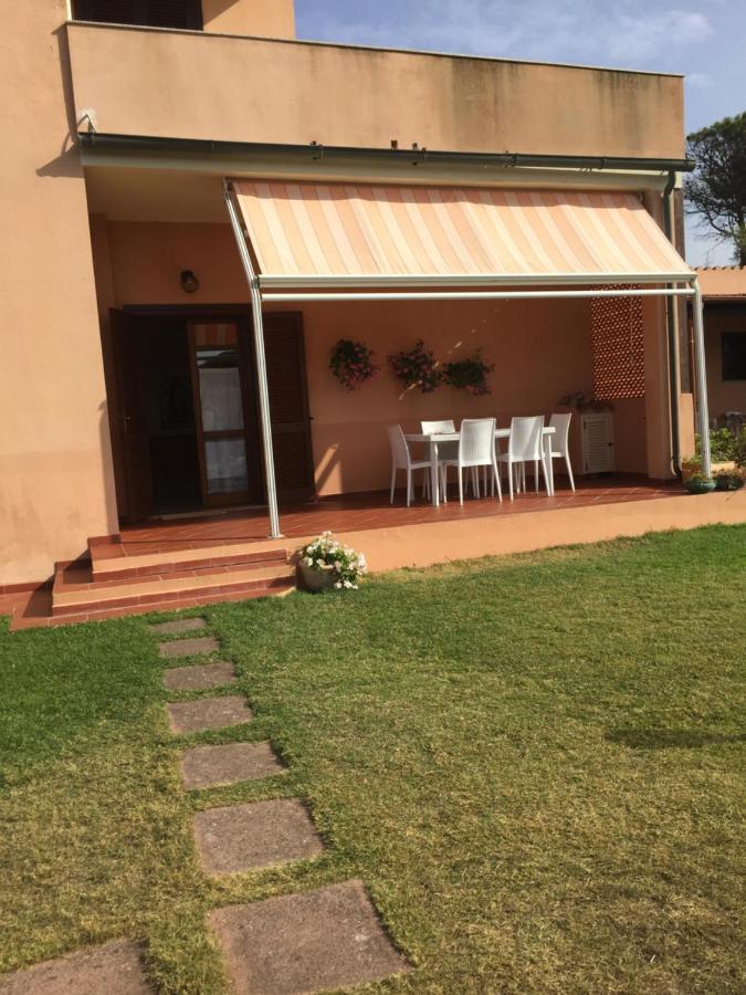 La Casa Sotto La Torre Villa Chia Exteriör bild